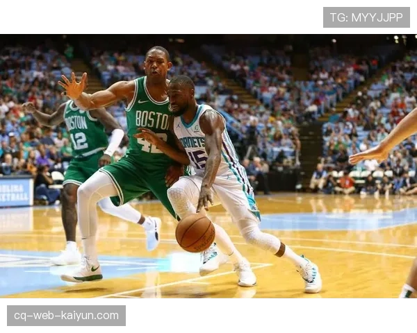 关键传球成功率数据：凯尔特人68%对比黄蜂56%，控球质量差异明显